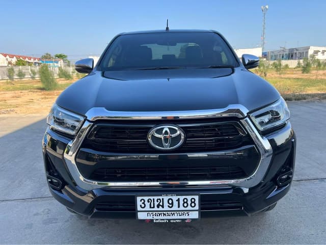2022 TOYOTA Hilux