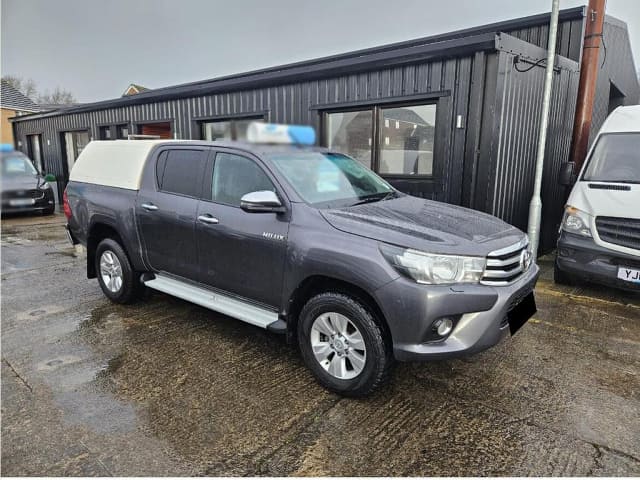 2018 TOYOTA Hilux