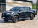 2019 TOYOTA Hilux