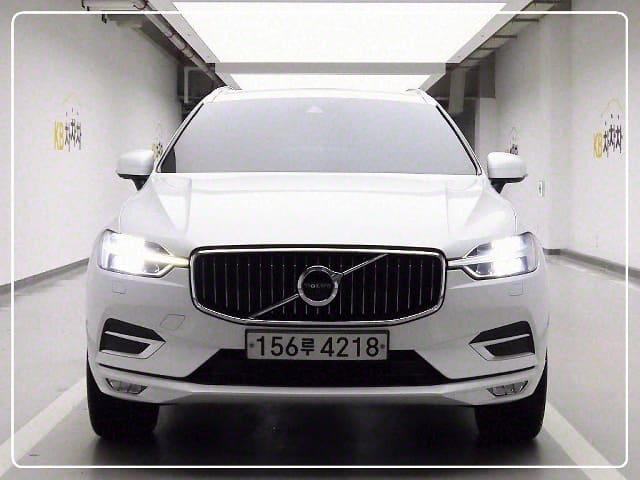 2020 VOLVO XC60