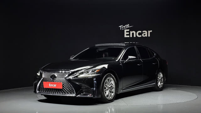 2018 LEXUS LS