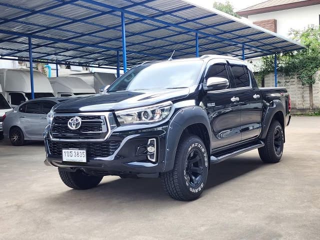 2020 TOYOTA Hilux