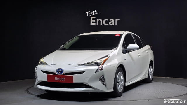 2017 TOYOTA Prius