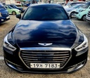 2017 Genesis EQ900