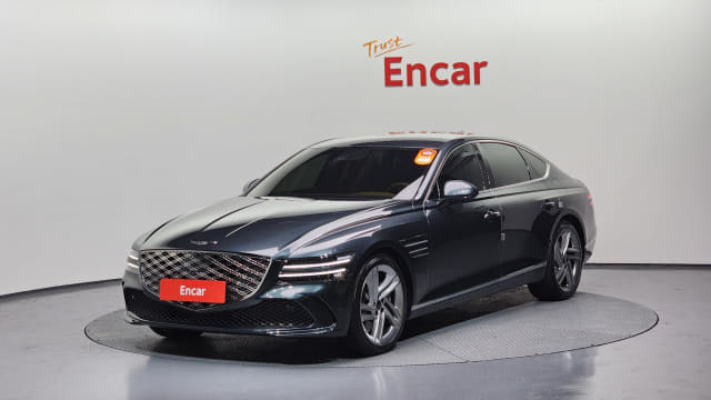 2025 Genesis G80