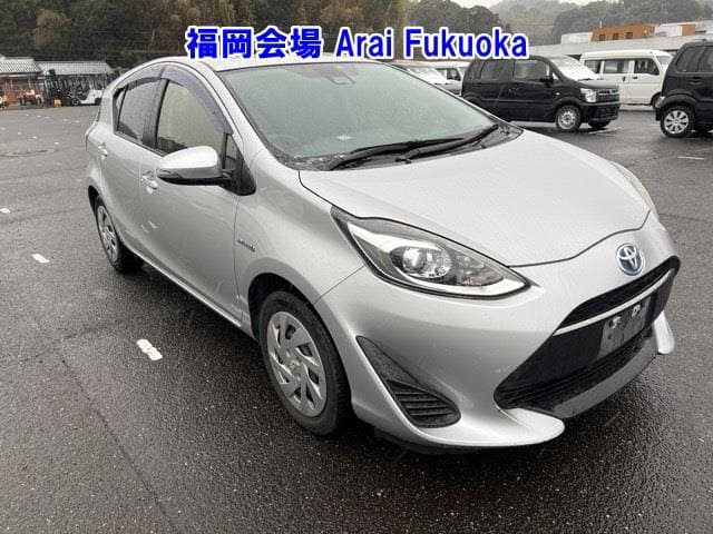 2019 TOYOTA Aqua
