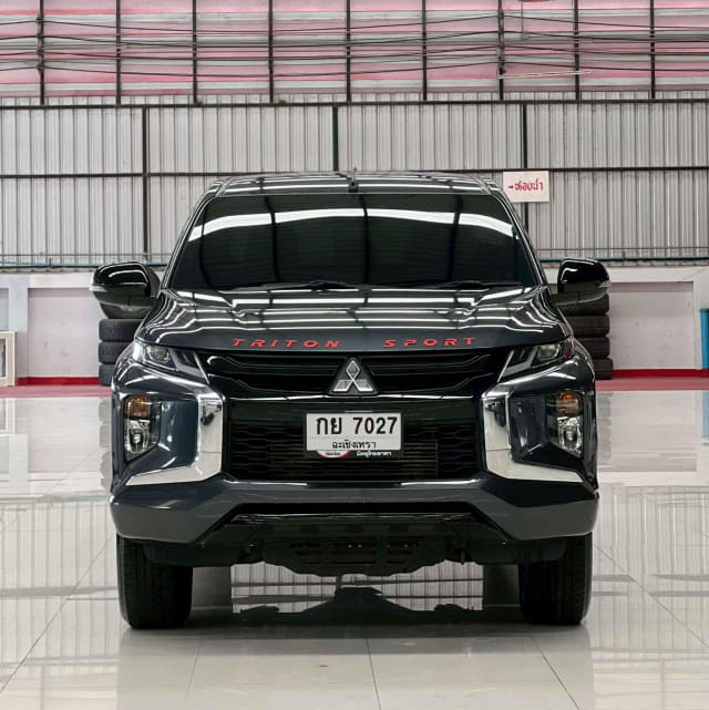 2022 MITSUBISHI Triton