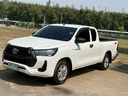 2020 TOYOTA Hilux