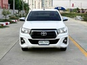 2020 TOYOTA Hilux