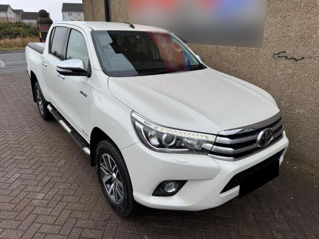 2016 TOYOTA Hilux