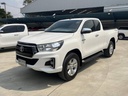 2019 TOYOTA Hilux