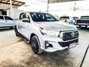2017 TOYOTA Hilux, 
