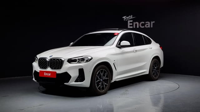 2022 BMW X4