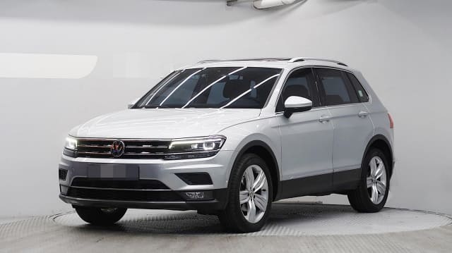 2020 VOLKSWAGEN Tiguan