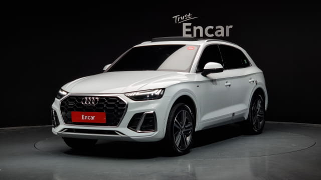2021 AUDI Q5