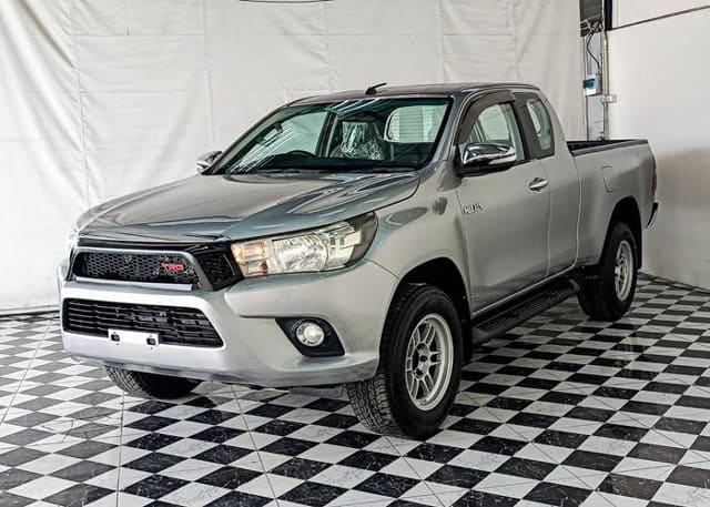 2016 TOYOTA Hilux