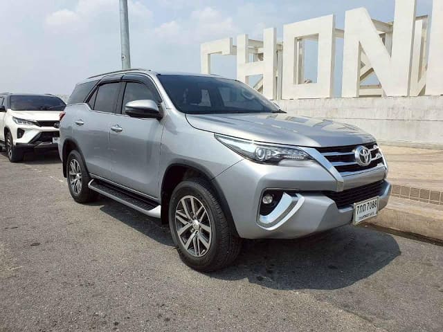 2018 TOYOTA Fortuner