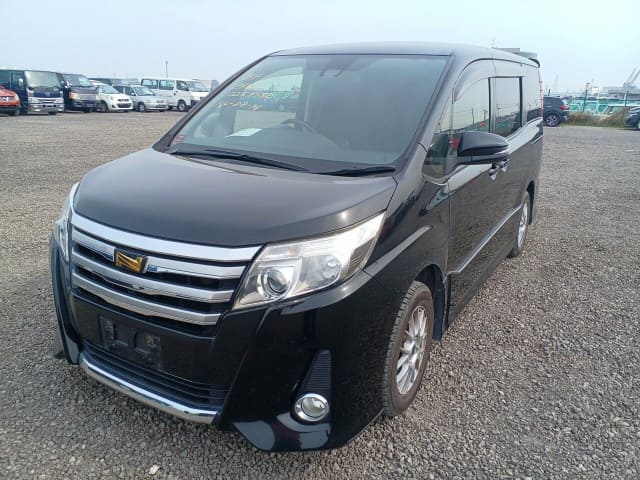 2016 TOYOTA Noah