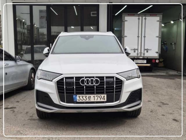 2021 AUDI Q7