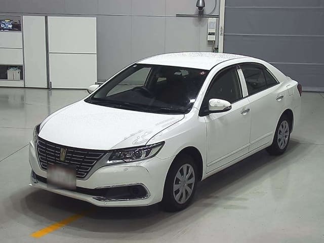 2019 TOYOTA Premio