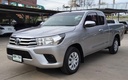 2017 TOYOTA Hilux, 