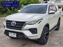 2020 TOYOTA Fortuner