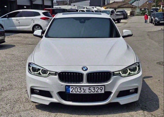 2018 BMW 3 Series