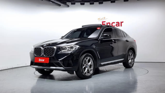 2022 BMW X4