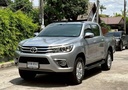 2017 TOYOTA Hilux
