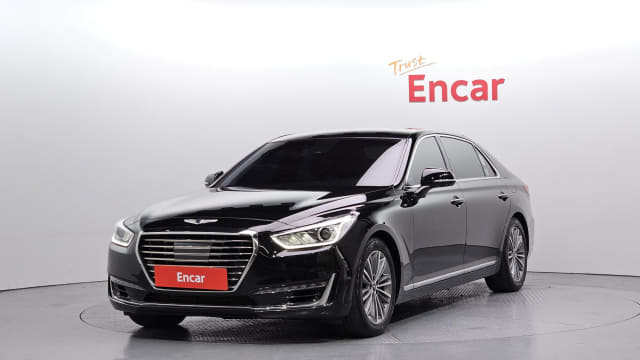 2017 Genesis EQ900