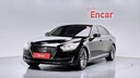 2017 Genesis EQ900