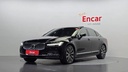2023 VOLVO S90