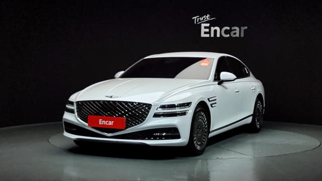2023 Genesis G80