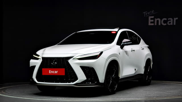 2023 LEXUS NX
