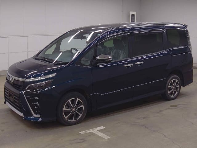 2019 TOYOTA Voxy