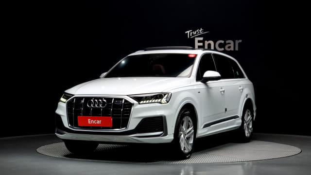 2021 AUDI Q7