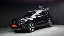2024 VOLVO XC40