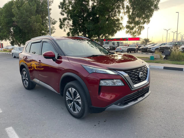 2022 NISSAN X-Trail