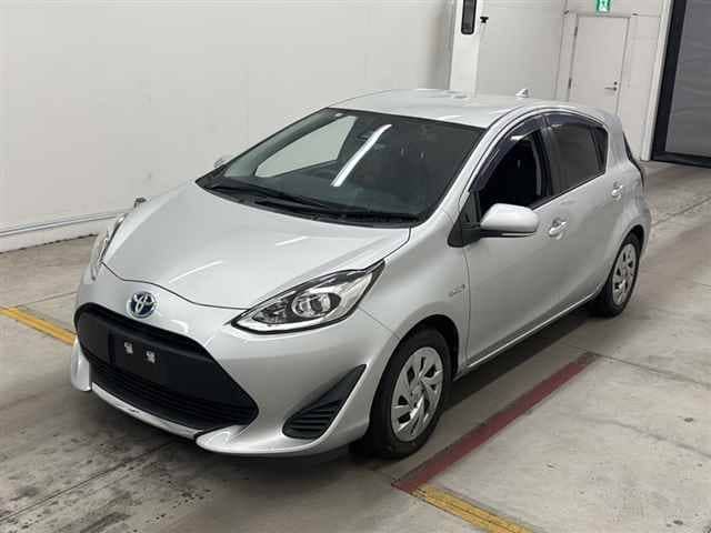 2019 TOYOTA Aqua