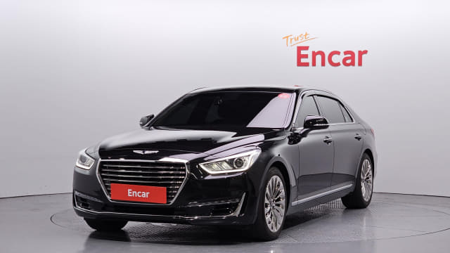 2018 Genesis EQ900