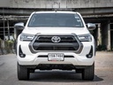 2021 TOYOTA Hilux, 