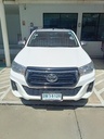2019 TOYOTA Hilux