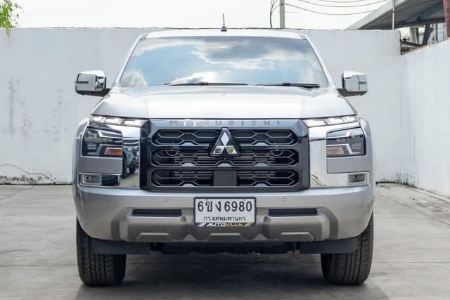 2025 MITSUBISHI Triton