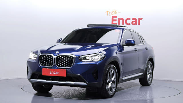 2023 BMW X4