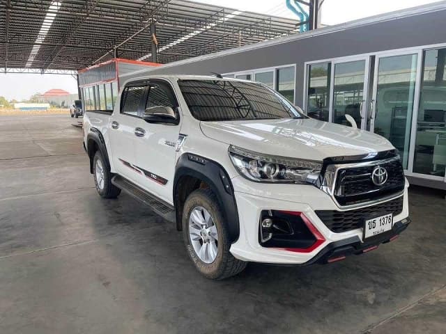 2018 TOYOTA Hilux