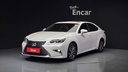 2018 LEXUS ES
