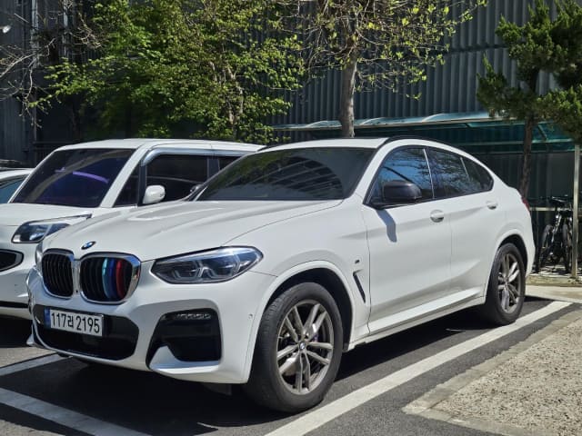 2021 BMW X4