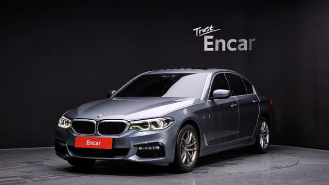 2018 BMW 5 Series, 