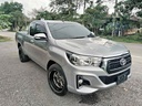 2019 TOYOTA Hilux