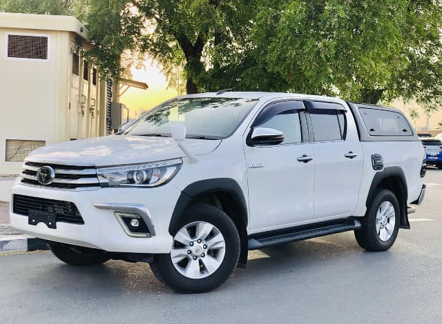 2017 TOYOTA Hilux
